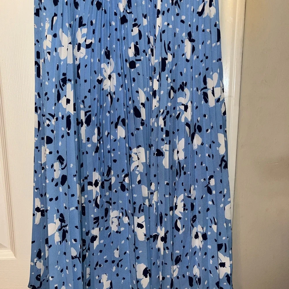 Nanette Lepore Pleated Dress, Size 2 - Picture 3 of 10